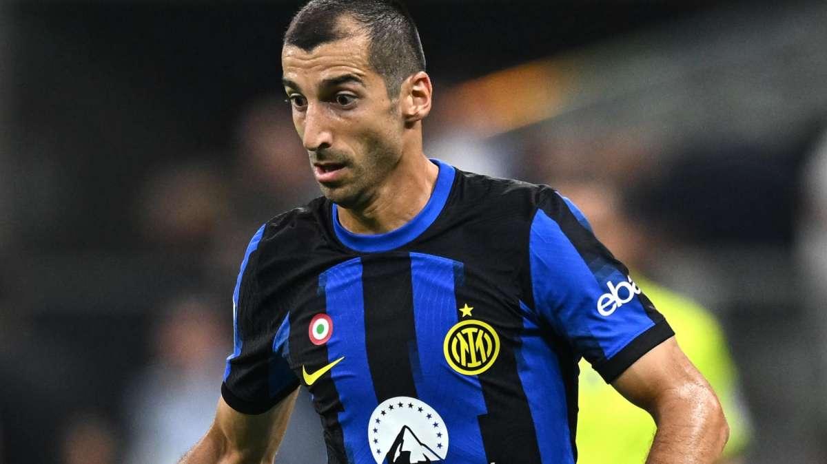 CdS - Verso la Fiorentina: Mkhitaryan da valutare, Acerbi ancora a parte