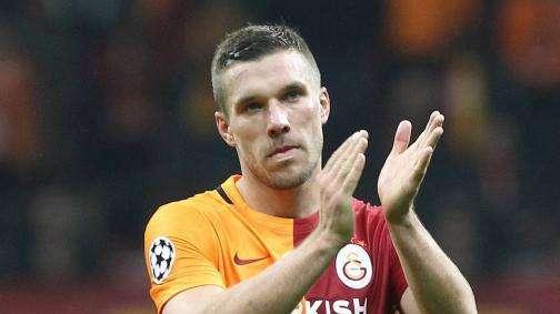 VIDEO - Podolski, gol da urlo nella tripletta di coppa