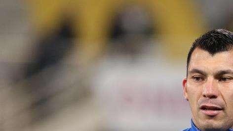 Ammonito Medel, salterà il match contro l'Udinese