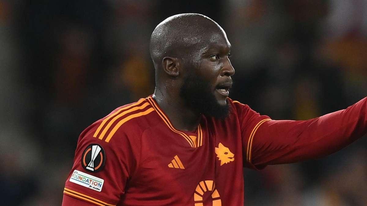 GdS - Anche il Chelsea in fila per Osimhen: Lukaku contropartita per il Napoli?