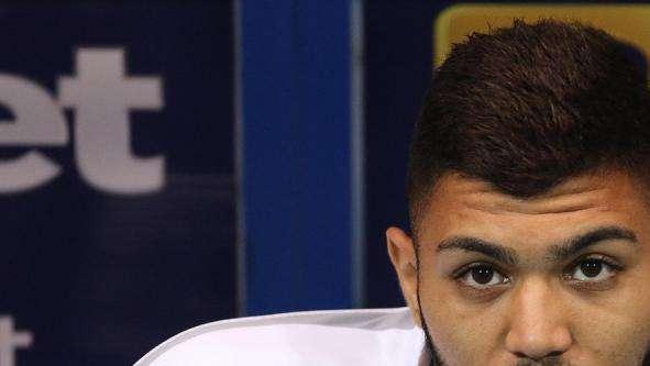 Santos, il vip chiama G. Barbosa: "Se tutto va bene, i tifosi avranno il loro regalo". Ma lui frena