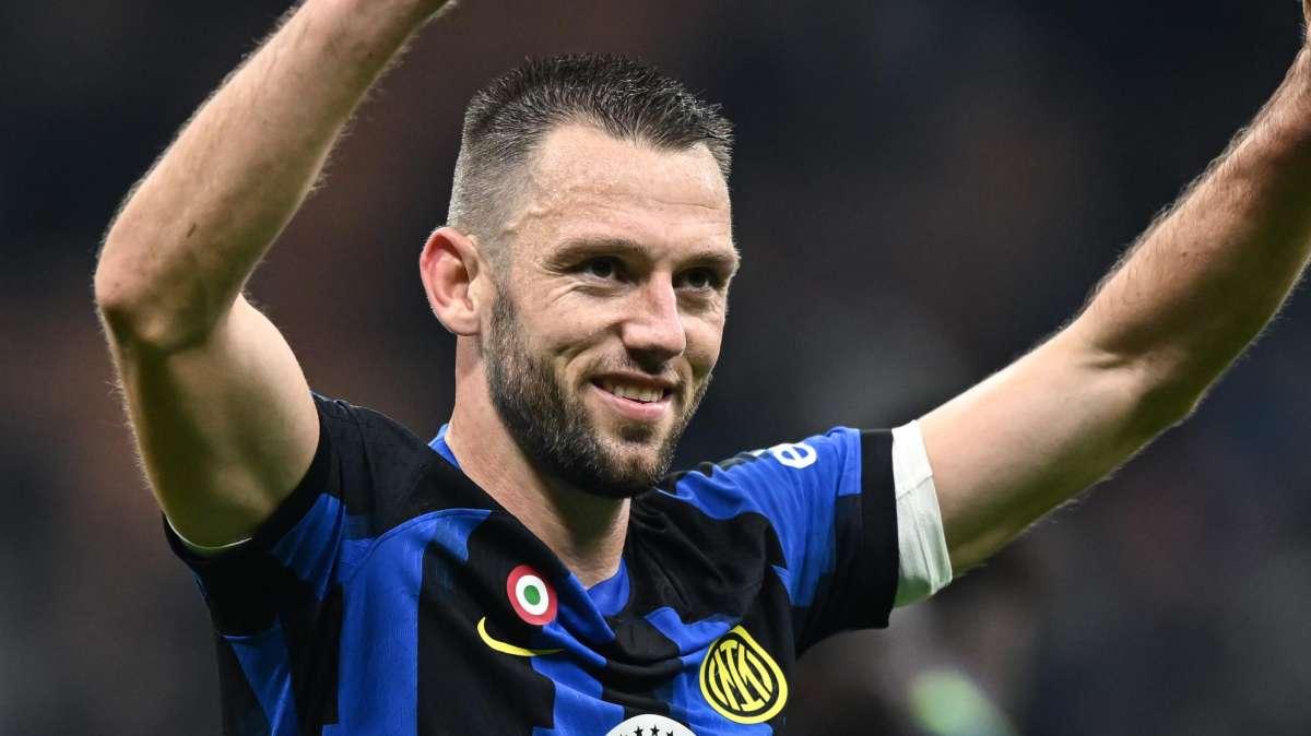 De Vrij: "Il tribunale mi ha dato ragione, sono felice. Spero di poter aiutare altri calciatori"
