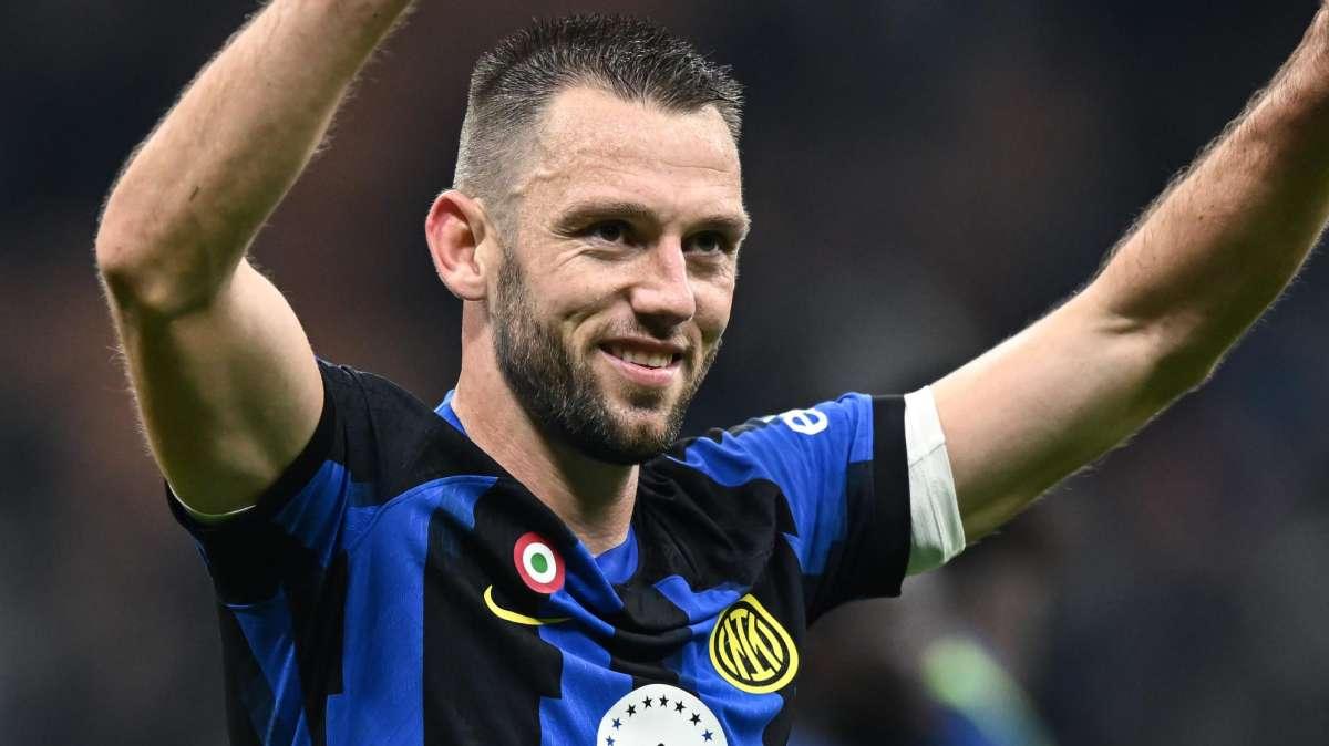 De Vrij si gode l'esordio dell'Olanda: "Un buon modo per iniziare l'Europeo"
