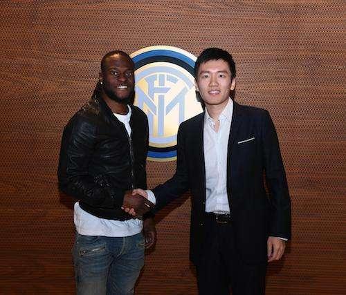 Moses, prime parole nerazzurre: "Felice di lavorare con Conte. Voglio aiutare l'Inter a vincere più possibile"