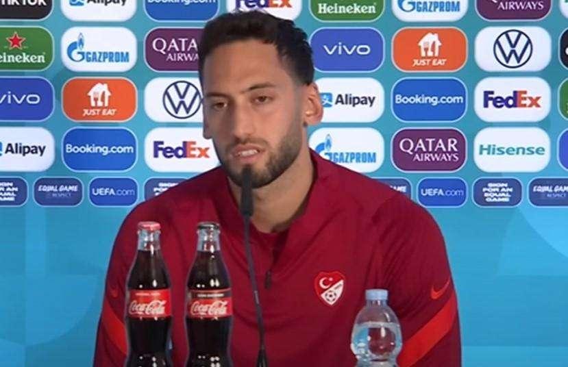 Turchia, Calhanoglu alza la voce: "Con la Lettonia abbiamo fatto male, lo dico da capitano"