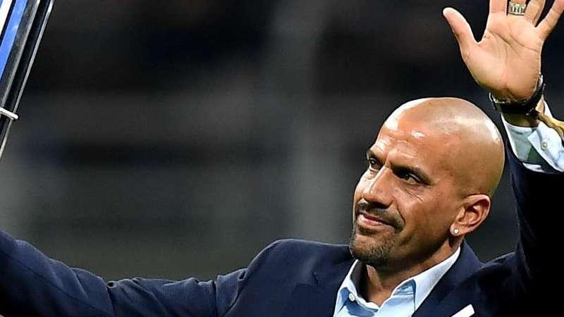 Veron: "Derby, vince chi comanda in mezzo. E lì l'Inter è messa meglio del Milan. Uomini decisivi? Lautaro e Barella"