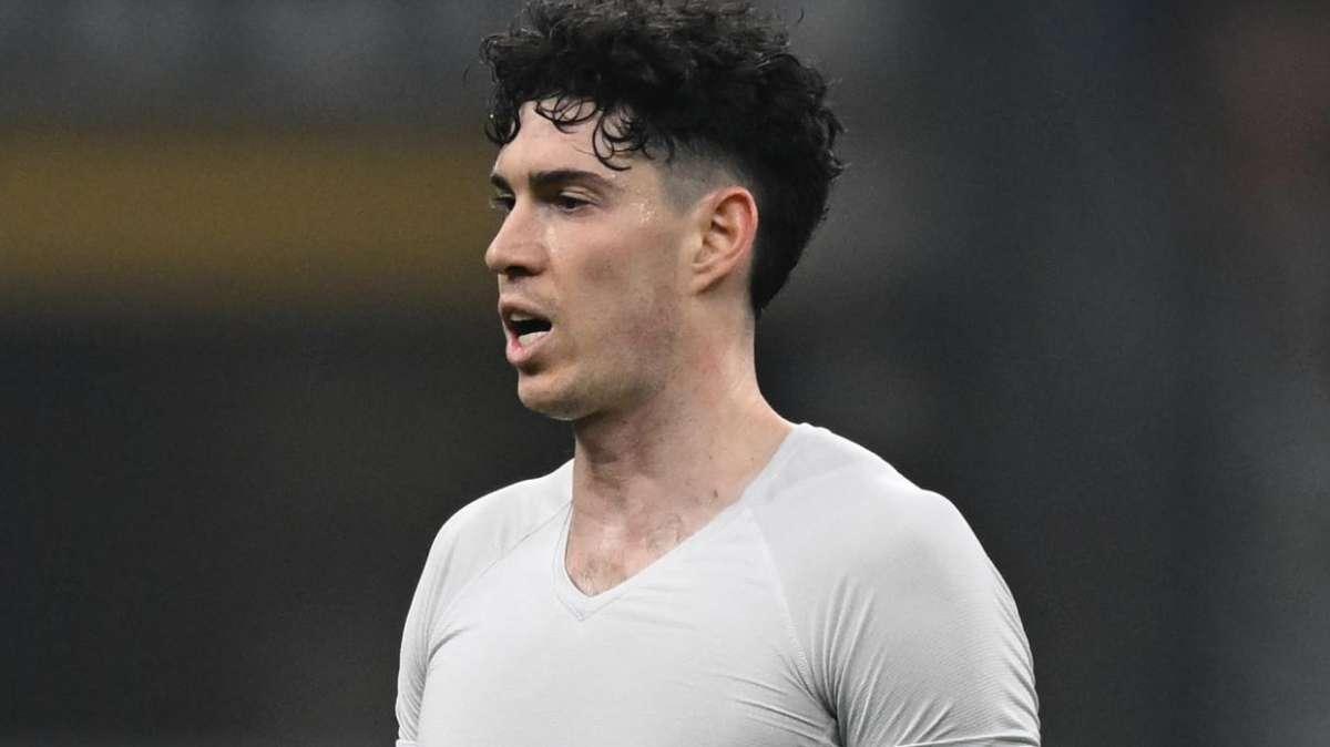 ED - Barça spaventato dal costo di Bastoni. I blaugrana valutano due alternative