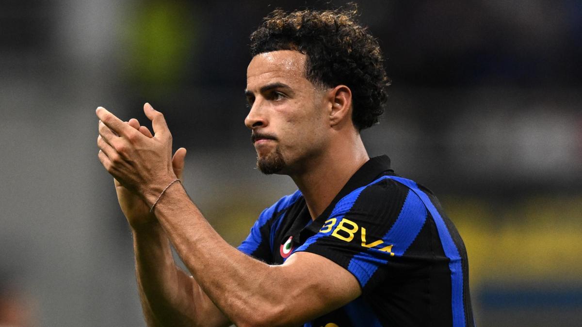 Curtis Jones giovedì protagonista all'Inter Store San Babila