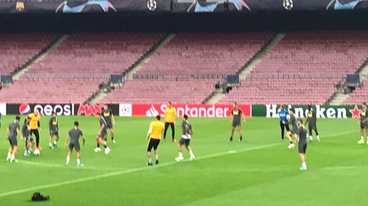 FOTOGALLERY - Inter in campo a Barcellona: allenamento della vigilia al Camp Nou 