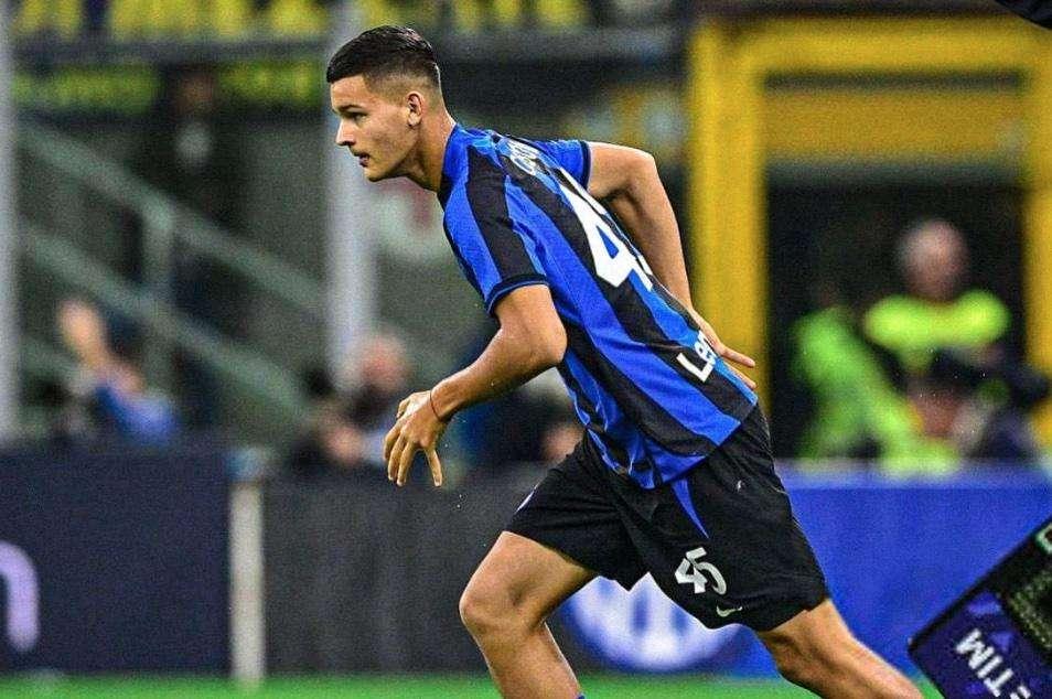Valentin Carboni 'fissa' su Instagram l'esordio con l'Inter: "1/10/2022, siempre por mas"