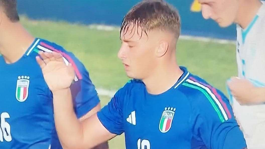 L'Italia U21 sfida l'Irlanda e il ct Nunziata punta su Francesco Pio Esposito: l'attaccante parte titolare 