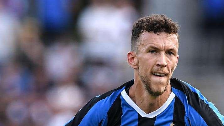 TS - Perisic resta e ferma il mercato degli esterni. Ma l'esperimento nel nuovo ruolo ha una scadenza