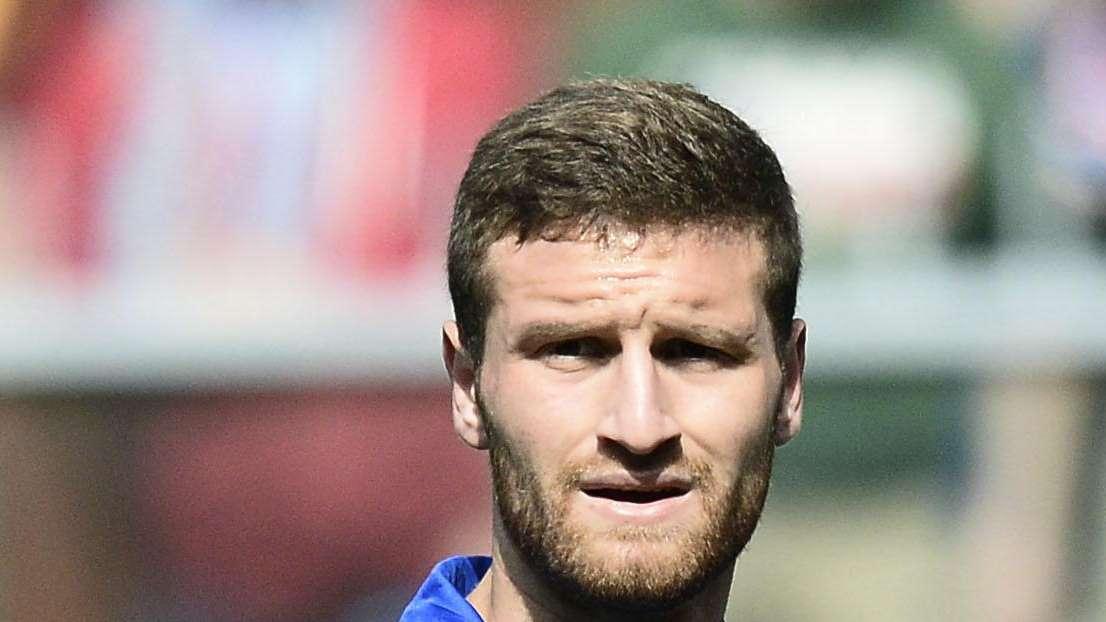 Mustafi richiestissimo. Sondaggio anche dell'Inter