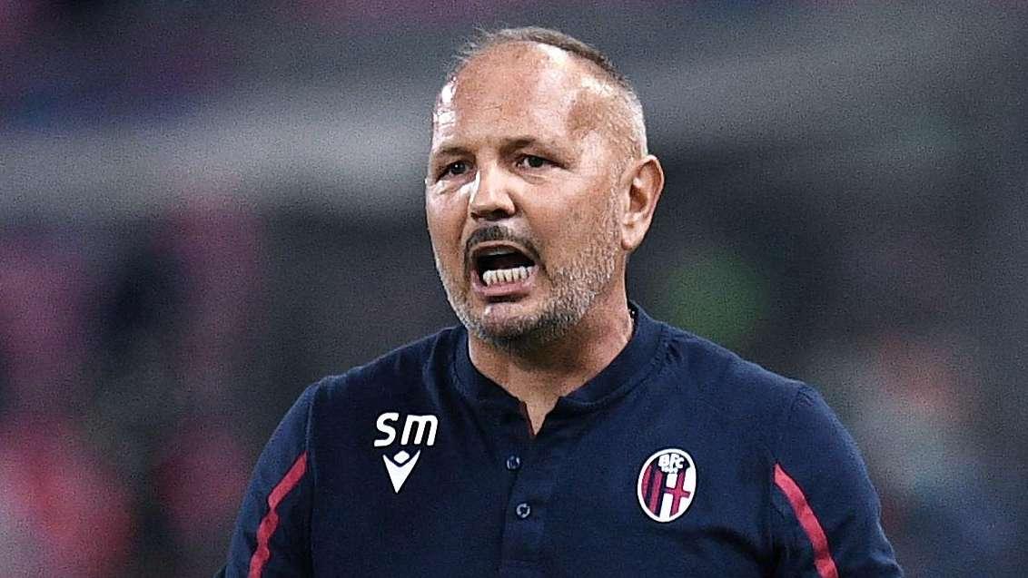 Burdisso posta una foto con Mihajlovic all'Inter: "Ci mancherai tanto Sini. Eri un esempio per tutti noi"