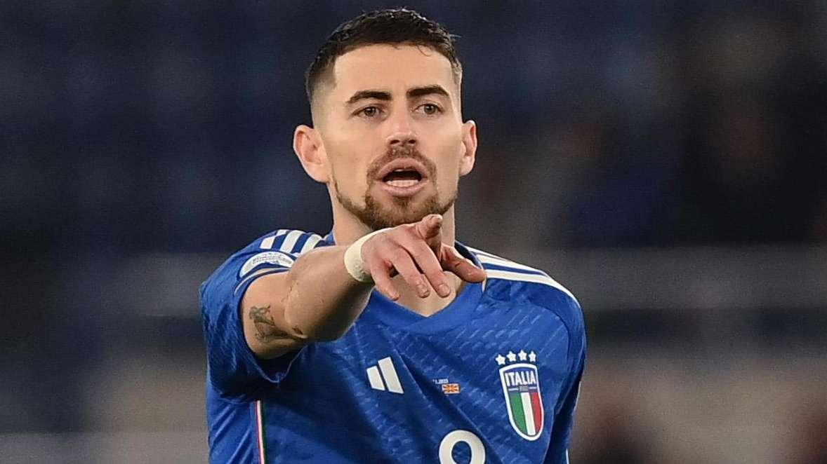L'agente di Jorginho: "Futuro, priorità all'Arsenal. In Italia non escludo Milan e Inter"