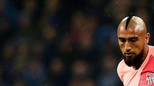 Vidal al muro contro muro e la dirigenza blaugrana si spacca. Ma ora c'è anche il Manchester United