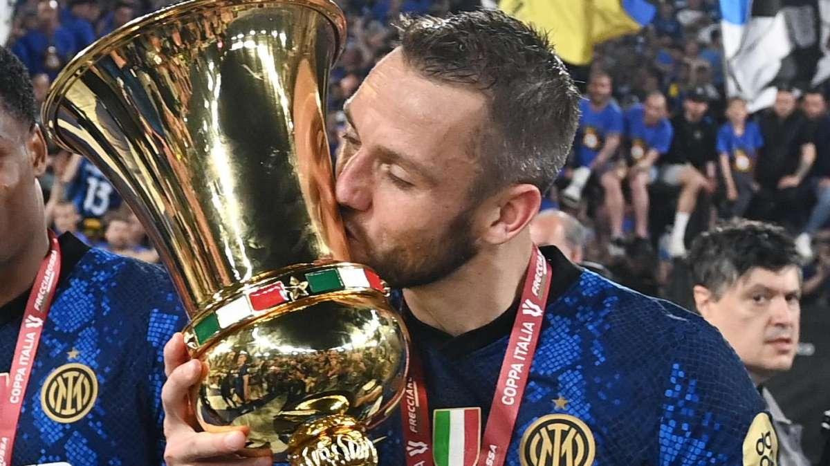TS - De Vrij, due "big" di Premier in allerta: cessione o rinnovo