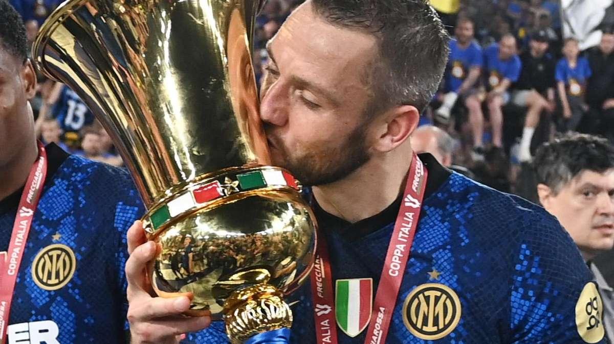 CdS - E ora l'Inter vuole rinnovare De Vrij: due i motivi. La situazione dell'olandese