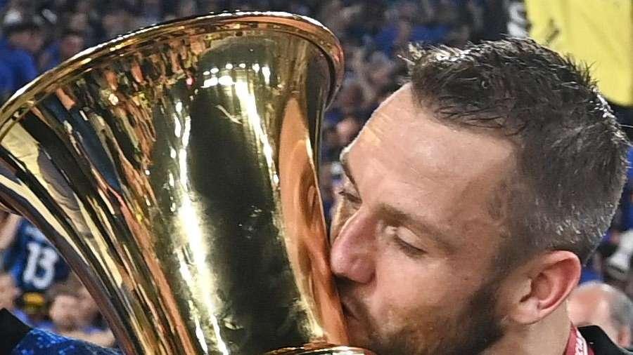TS - De Vrij dopo Skriniar: accordo vicino fino al 2025. In agenda discorsi per altri tre in scadenza