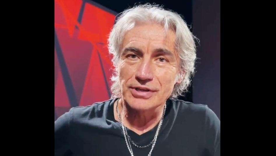 Ligabue omaggia Totti: "Ma rimango interista e uno dei suoi gol più belli purtroppo l'ha fatto a noi" 