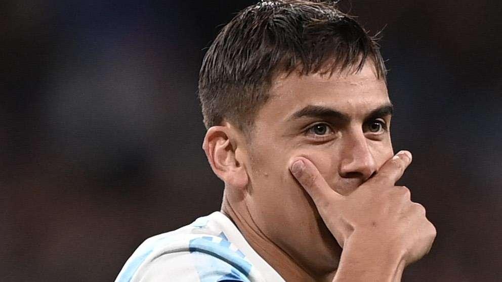 GdS - Dybala, il Napoli vuole affondare il colpo. Messaggi da Mou, ma la Roma pone un tetto all'ingaggio