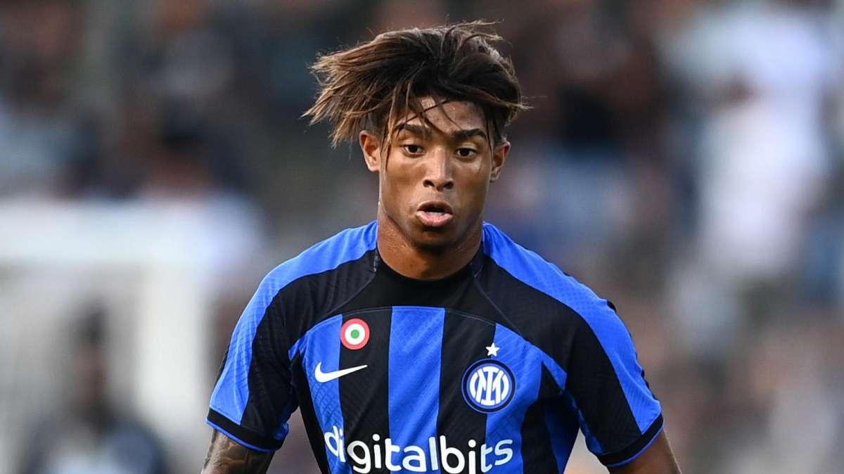 Eddie Salcedo esulta dopo il 6-2 del suo Bari al Brescia: "Che bel compleanno"