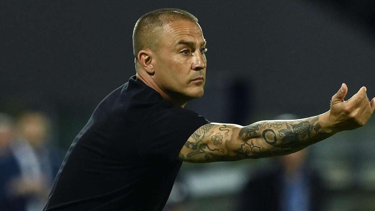 Cannavaro esalta Conte: "La concretezza del suo Napoli è già da scudetto"