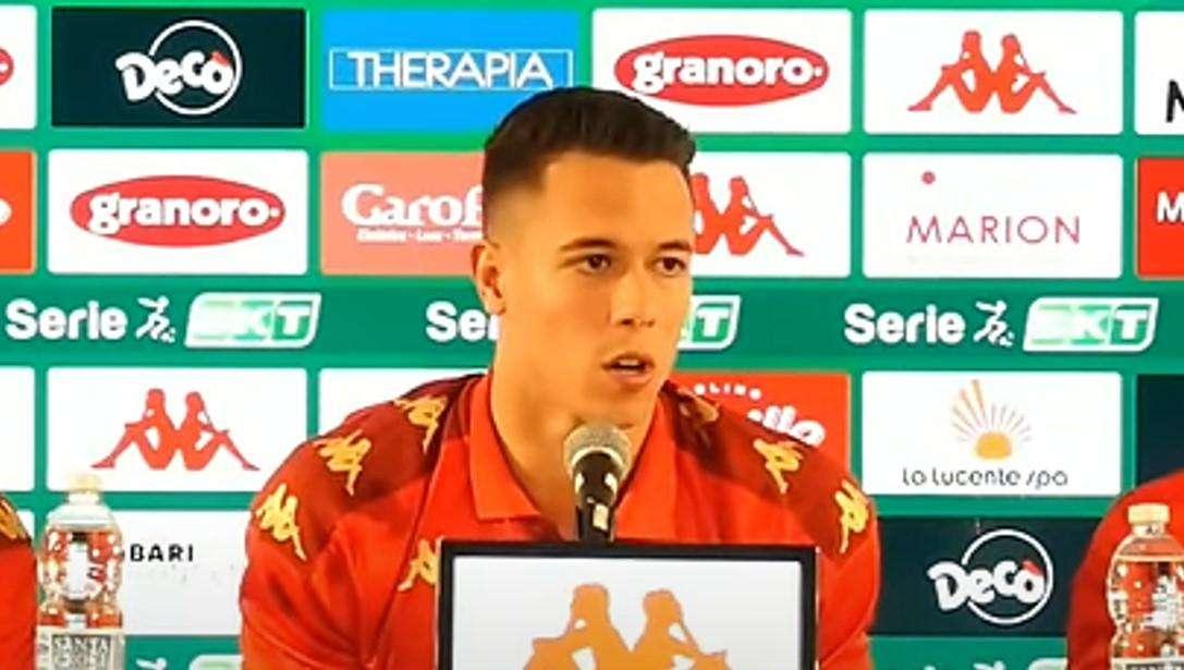 Bari, Polito difende la scelta Brenno: "Anche Julio Cesar si è dovuto adattare in Italia"