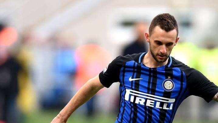 Brozovic su Instagram, San Valentino... nerazzurro