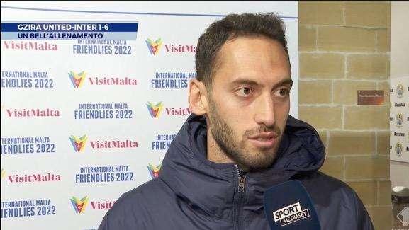 Calhanoglu a SM: "Ci stiamo preparando per ripartire bene in campionato, nel 2023 voglio vincere"