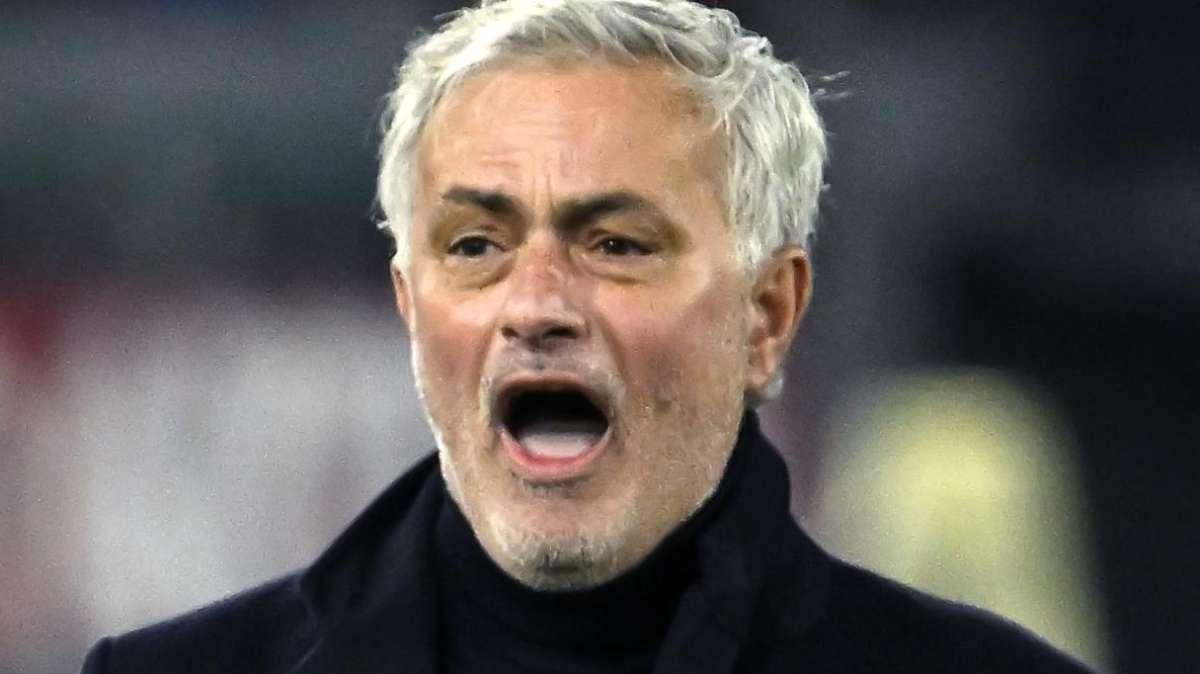 La Repubblica - Mourinho ct della nazionale, il retroscena: ecco chi lo voleva e chi no