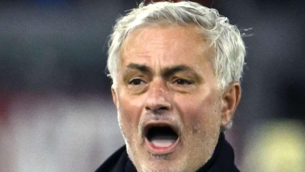 Mourinho torna in sella: è pronto a diventare il nuovo tecnico del Benfica