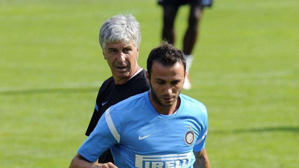 Pazzini e Samuel in gruppo. A parte Sneijder e Deki