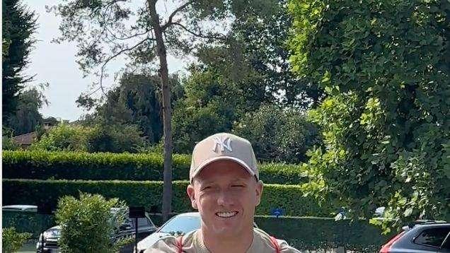 VIDEO - Zielinski è già ad Appiano: volto sorridente e saluti per tutti