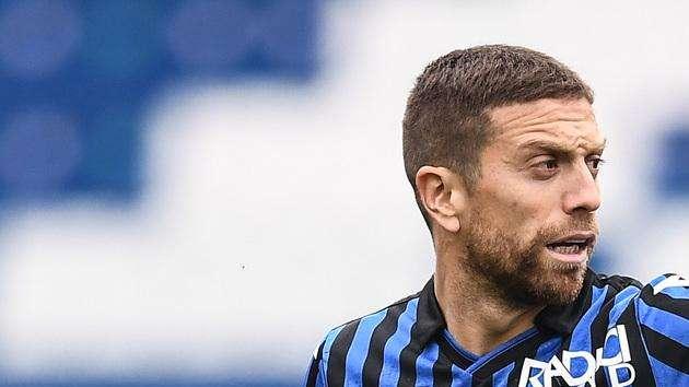 FcIN - Dybala preoccupa, la Juve si muove per Gomez. Il Papu vuole l'Inter, ma non aspetterà a lungo
