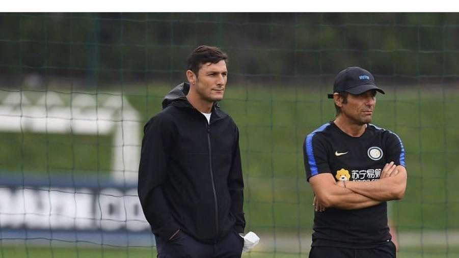 Conte esalta Zanetti: "Sempre uno stimolo allenarsi sotto gli occhi di una grande leggenda"