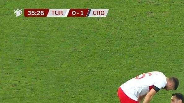 Brutte notizie da Bursa per Inzaghi: problemi muscolari, Calhanoglu esce al 38esimo di Turchia-Croazia