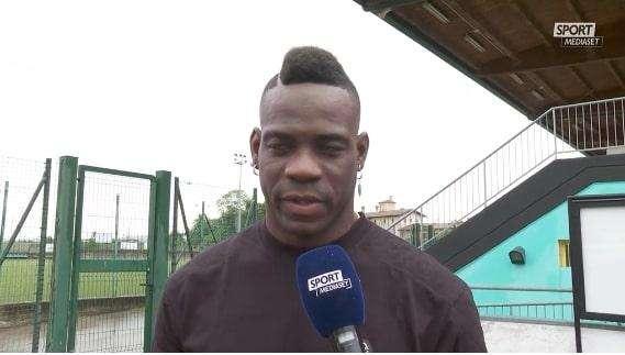 Balotelli si allena da solo e aspetta: "Ho ricevuto offerte dall'estero, ma il mio desiderio è restare in Italia"