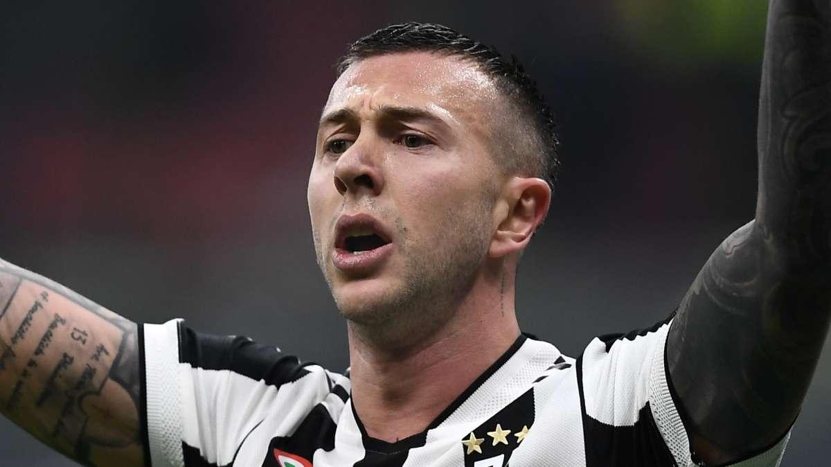 Bernardeschi: "Le avversarie del Napoli rassegnate, come quelle della Juve che dominava"