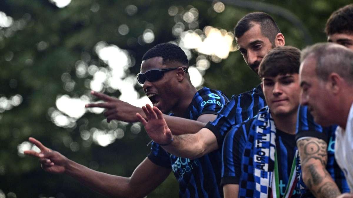 Paesi Bassi, Dumfries titolare indiscusso a destra: "Frimpong out una sorpresa"