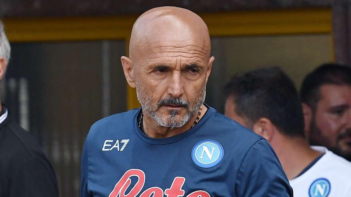 Napoli, Simeone non è partito con la squadra per Verona. Assente anche Fabian Ruiz, in trattativa con il PSG