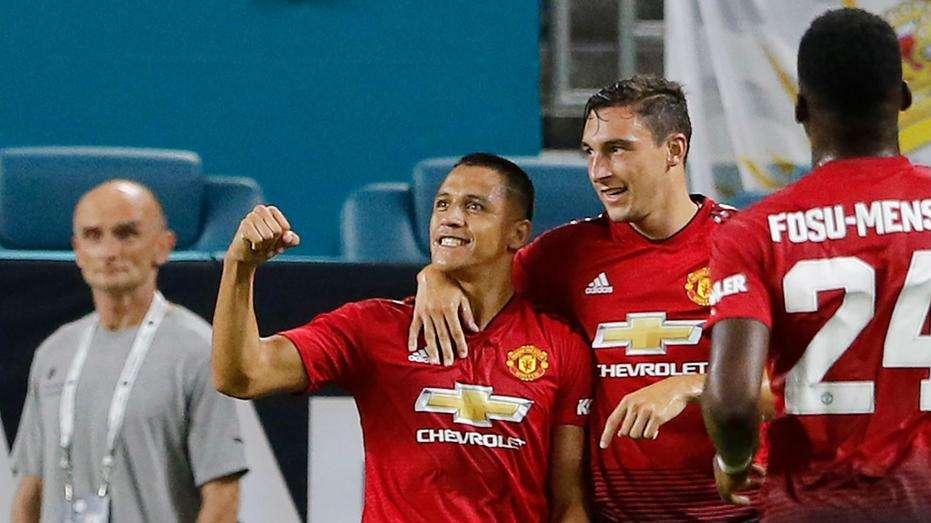 FcIN - Sanchez vuole l'Inter e pressa l'agente Felicevich. Intanto ha chiesto a Darmian consigli su Milano