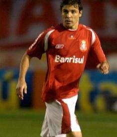 Internacional, Bolivar al veleno su Benitez