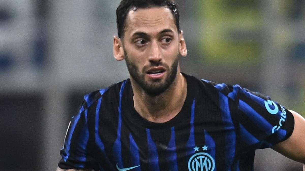 Inter-Lazio, le pagelle - Barella con l'abito buono, Calhanoglu gran maestro. Dumfries svagato