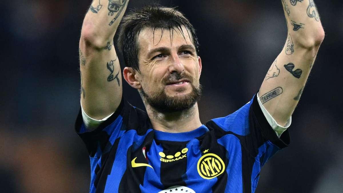 Sky - Seconda giornata di allenamento per l'Inter: Acerbi prosegue il lavoro personalizzato