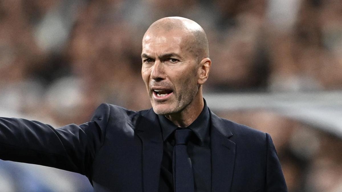 Francia, Zidane: "Farò dei cambi, questo è certo. E saranno intelligenti"