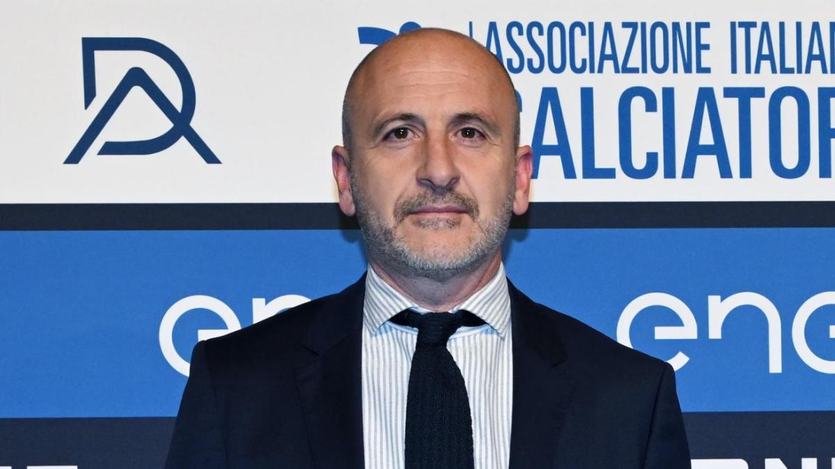 Chi sarà l'esterno sinistro? In pole per i bookies c'è un nome 'inedito'