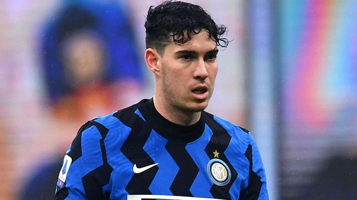 L'agente di Bastoni: "Rinnovo con l'Inter? In questo momento siamo fermi, ma il calciatore può aspettare"
