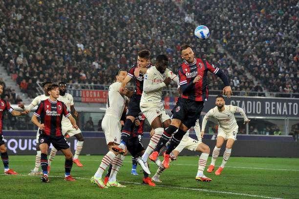 Il Bologna ci mette il cuore in nove ma non basta: al Dall'Ara passa il Milan 4-2