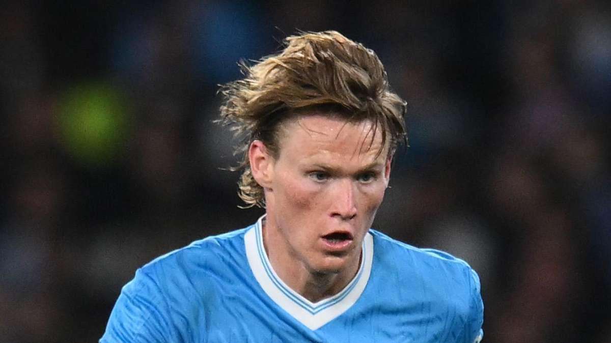 Napoli, McTominay si opera: stop lungo. De Bruyne e Vergara con l'Inter